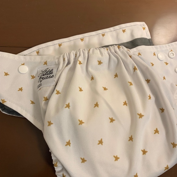 Bundle of Two All in One Diapers - Picture 8 of 8